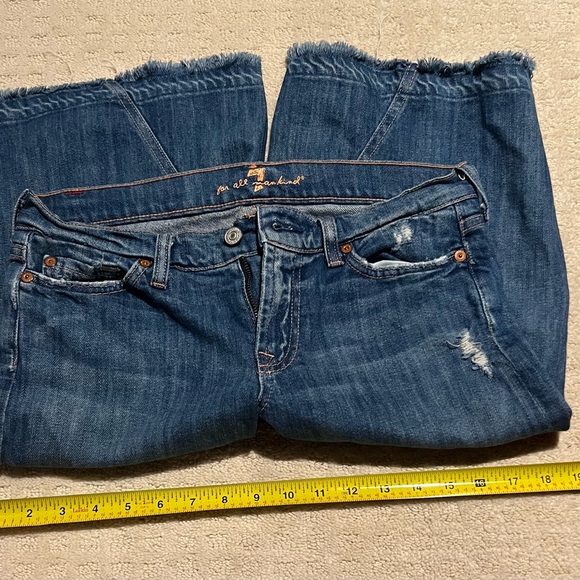 7 For All Mankind Blue Capri/Jort - Picture 3 of 3